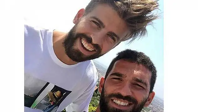 Arda Pique'yle ev aramaya çıktı