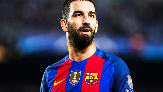 Arda Turan'a bir şok da Barcelona'dan!