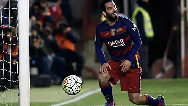 Arda Turan Barcelona tarihine geçti!