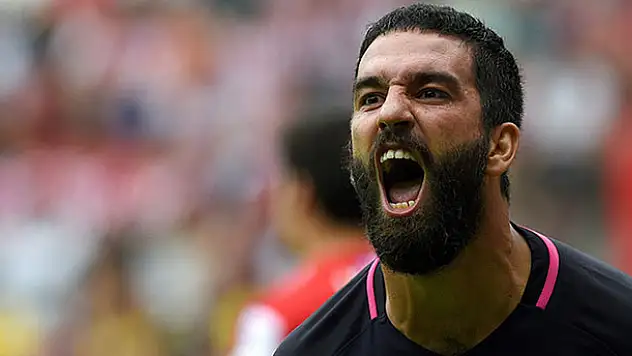 Arda Turan'ı çıldırtan karar!