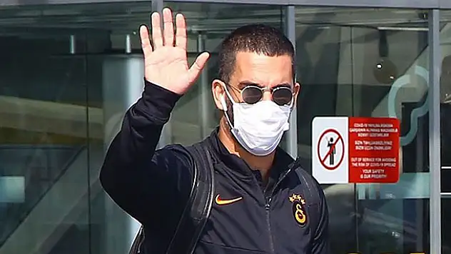 Arda Turan Kovid-19 test sonucunun pozitif çıktığını açıkladı