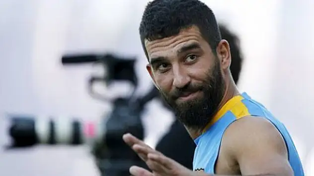 Arda Turan sakatlandı