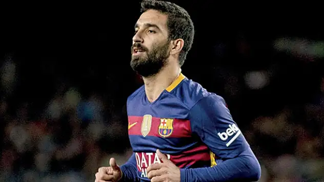 Arda Turan sakatlandı
