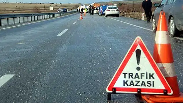 Ardahan-Kars karayolunda trafik kazası