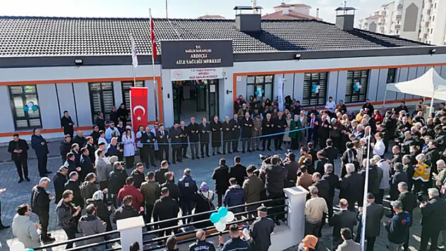 Ardıçlı Sosyal Tesisi ve Aile Sağlığı Merkezi'nin resmi açılışı yapıldı