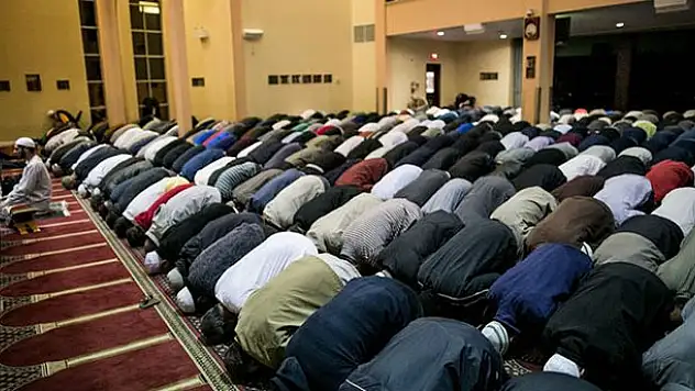 Arefe Günü hangi sureler, dualar okunur? Arife Günü ibadetleri nelerdir? İhlas, Fatiha, Nas, Felak sureleri! .