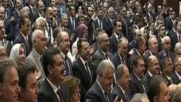 Arınç, AK Parti Genel Merkezi'ne gitmedi
