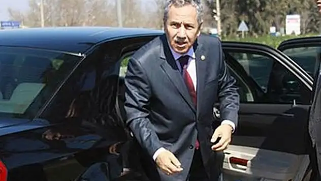 Arınç'tan ilginç cenaze yanıtı: Altımda arabam yok