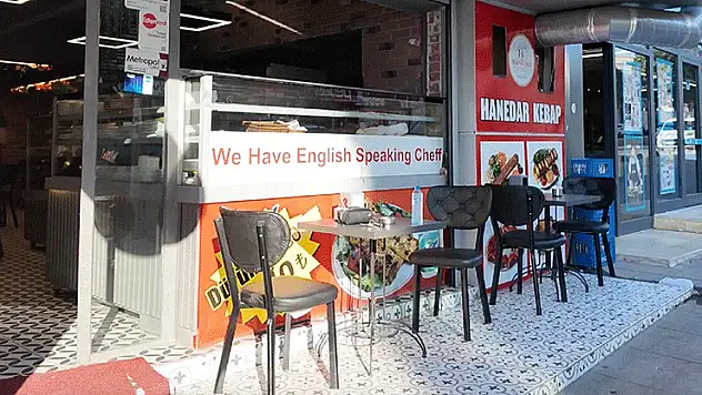 Arnavutköy'de dışarıda yemek yedi, hesabı ödemeden kaçtı