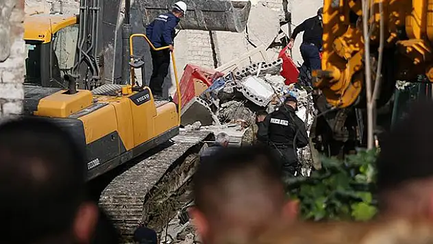 Arnavutluk'taki depremde ölü sayısı 26'ya çıktı