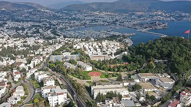 Arsa, tarla ve iş yeri satışlarında yılın 10 ayında tüm zamanların en yüksek rakamına ulaşıldı
