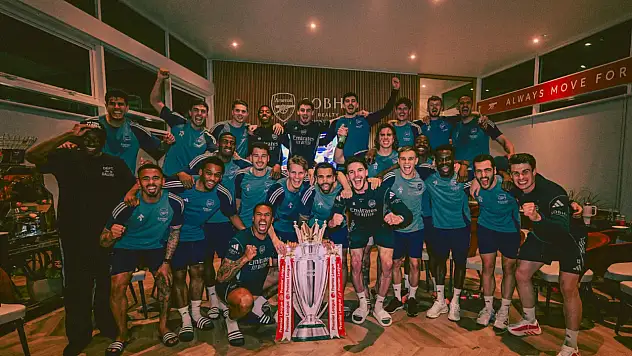 Arsenal 22 yıllık hasreti dindirdi