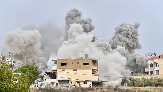 Artan İsrail saldırıları ve Hizbullah'ın çıkışları Lübnan'da 'savaş endişesini' gündemde tutuyor