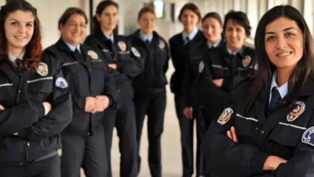 Artık polislerde de başörtüsü serbest