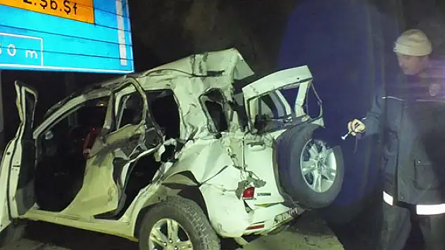 Artvin'de trafik kazası: 2 ölü, 4 yaralı