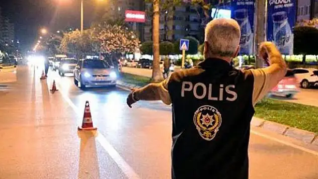 Asayiş kontrolü uygulamalarında yeni dönem! İlk kez görev aldılar