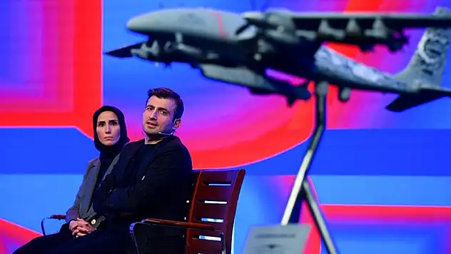 Selçuk Bayraktar: Savunma sanayisi ürünlerinin neredeyse hepsinde endüstriyel tasarımcıların rolü var