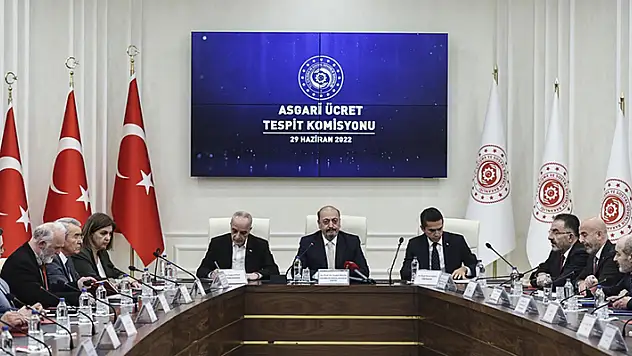 Asgari Ücret Komisyonu ikinci kez toplandı! Temmuz'da ödenecek maaşlar en az 5 bin 100 lira olacak