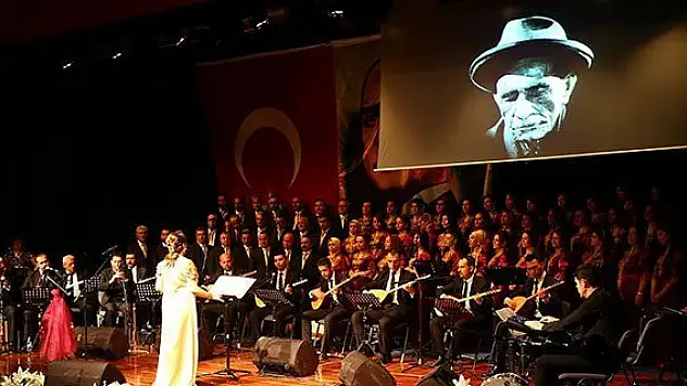 Aşık Veysel türküleriyle anıldı