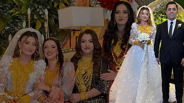 Aşiret düğününde gelin altınları taşıyamadı! Dudak uçuklatan takı töreni
