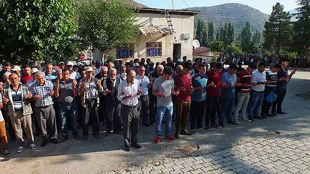 Asker adayları geleneksel törenlerle uğurlanıyor