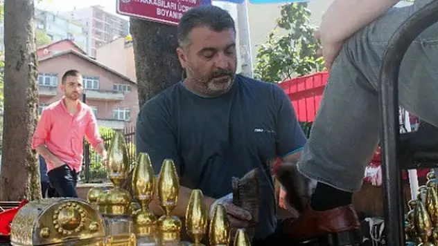 Askere ücretsiz hizmete gazilik unvanı