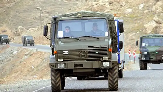 Askeri araç kaza yaptı: 1 asker şehit