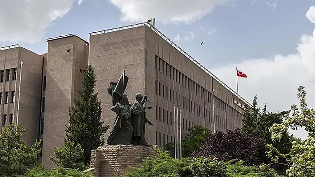 Askeri sınav mülakatlarını usulsüz geçen 7 binin üzerinde FETÖ zanlısı deşifre edildi
