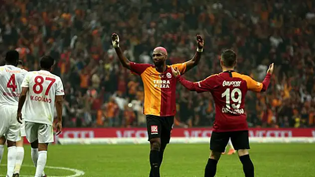 Aslan, evindeki yenilmezliğini 40 maça çıkardı