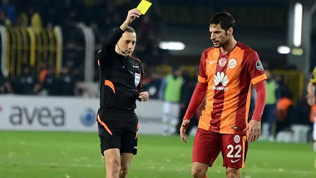 Aslan Kadıköy'de iki fire verdi