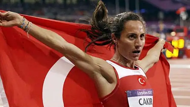 Aslı Çakır Alptekin'e 8 yıl men!