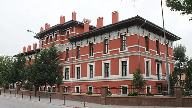 Asrın tanığı eski günlerini arıyor