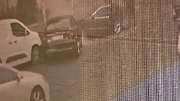 Ataşehir'deki kazada yaya, ölümden kıl payı kurtuldu
