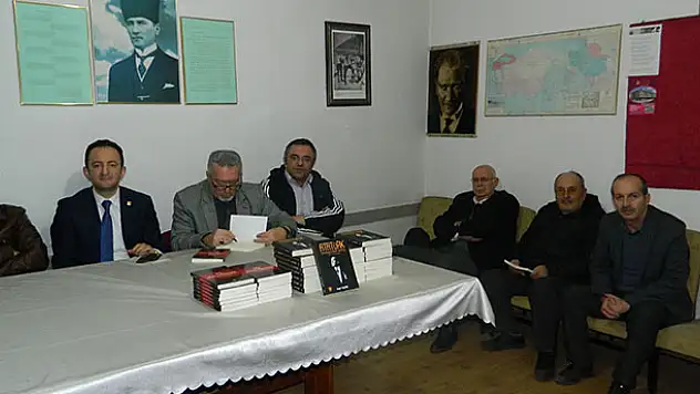 Atatürk, vatan  ve millet sevgisi