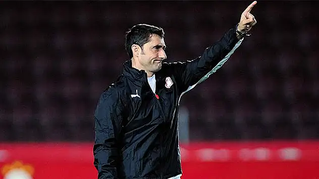 Athletic Bilbao Valverde'nin sözleşmesini uzattı