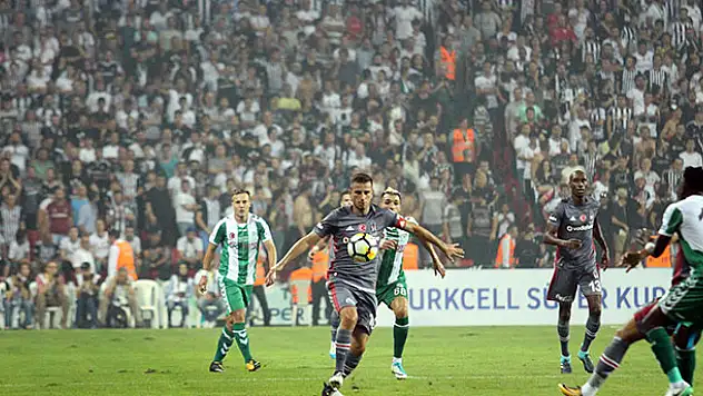 Atiker Konyaspor 1-0 öne geçti