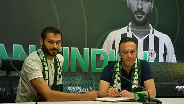 Atiker Konyaspor 3 futbolcuyla sözleşme yeniledi