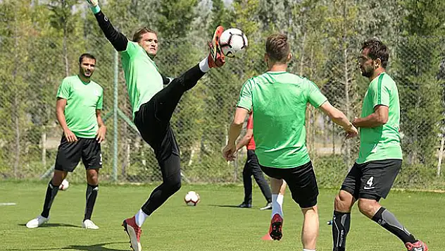 Atiker Konyaspor 3 puana odaklandı