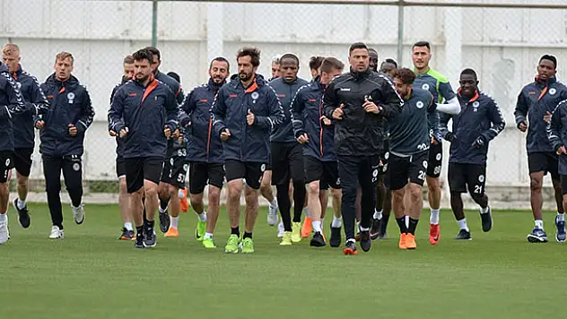 Atiker Konyaspor ara vermedi