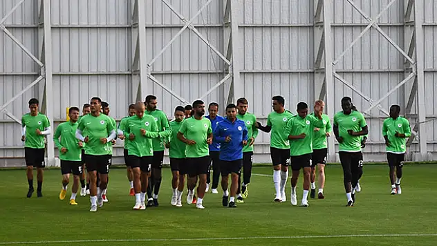 Atiker Konyaspor Beşiktaş maçına kilitlendi