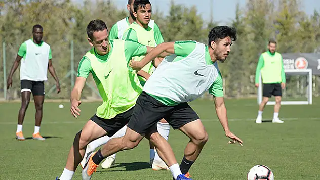 Atiker Konyaspor'da Demir Grup Sivasspor maçı hazırlıkları