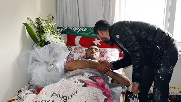 Atiker Konyaspor'dan Afrin Gazisi Ahmet Çetin'e ziyaret