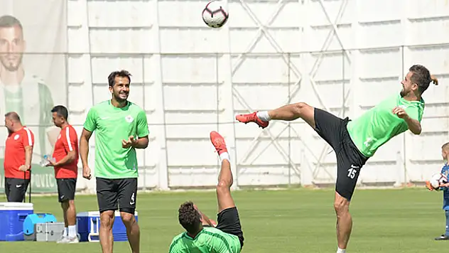 Atiker Konyaspor, Evkur Yeni Malatyaspor maçı hazırlıklarını sürdürüyor
