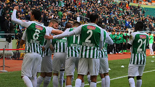 Atiker Konyaspor moral arıyor!