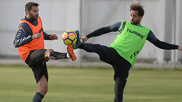 Atiker Konyaspor, Osmanlıspor maçı hazırlıklarına başladı