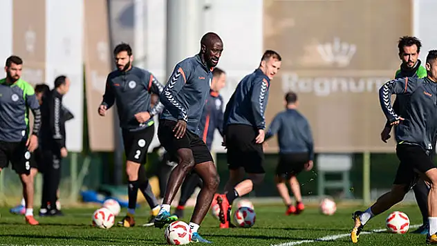 Atiker Konyaspor rövanşa hazır 