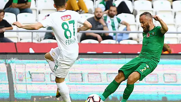 Atiker Konyaspor Süper Lig'i 1 puanla kapattı