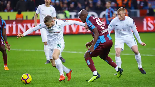 Atiker Konyaspor Trabzon'da kaybetti
