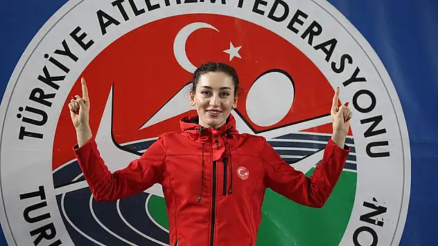 Atletizmde 15 madalya