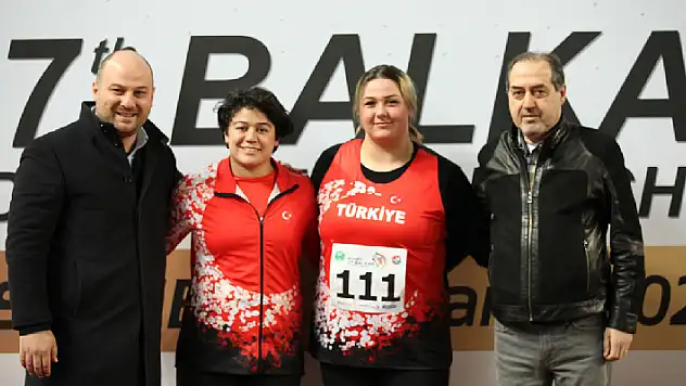 Atletizmde 18 madalya 